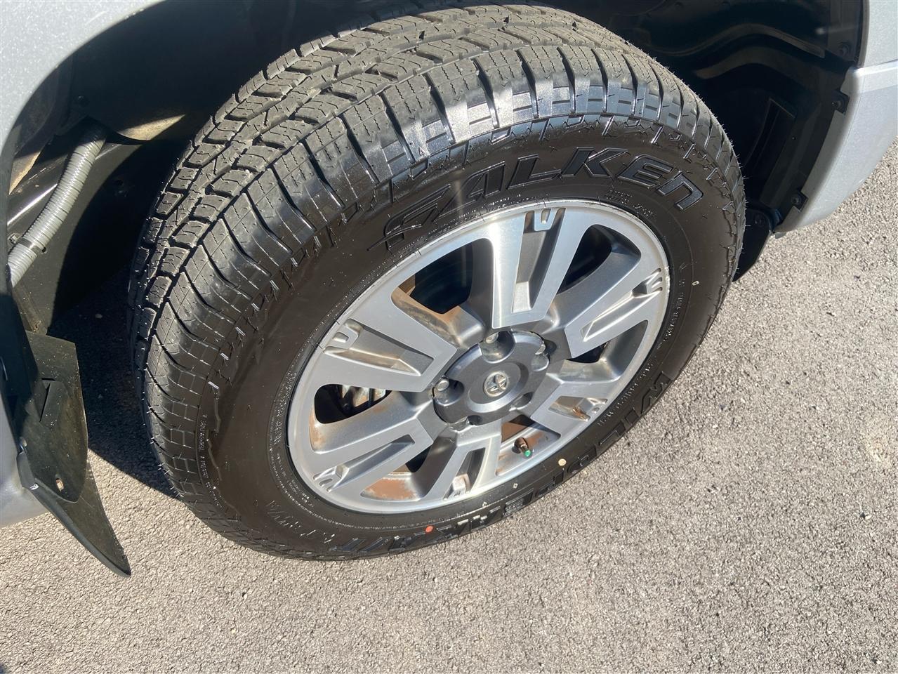 Toyota Tundra Platinum CrewMax 5.7L 4WD 2020