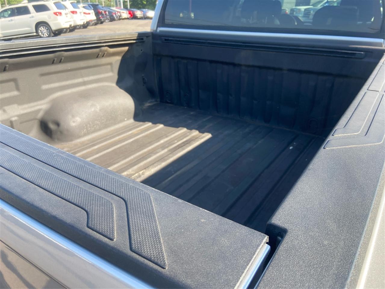Toyota Tundra Platinum CrewMax 5.7L 4WD 2020