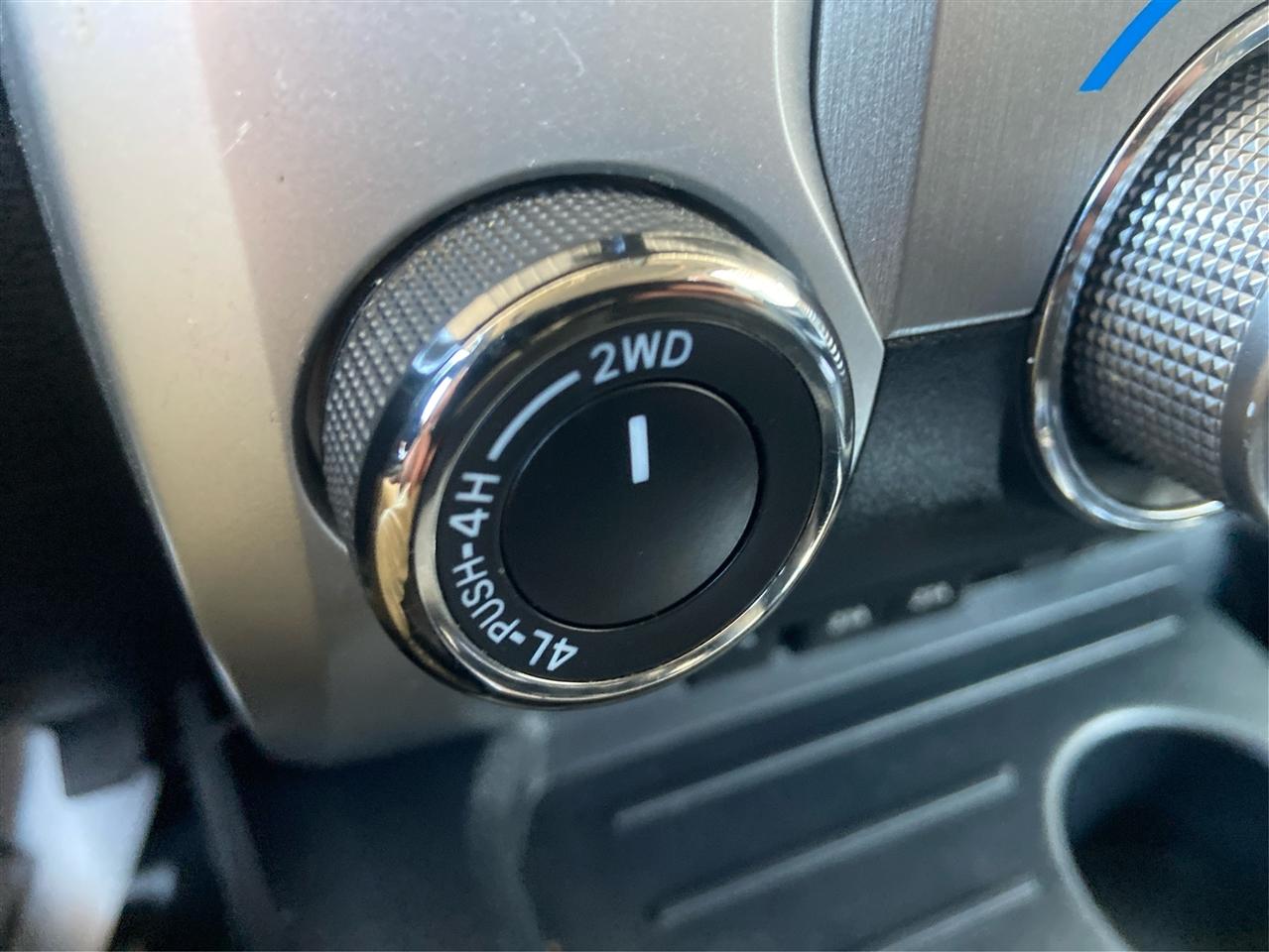 Toyota Tundra Platinum CrewMax 5.7L 4WD 2020