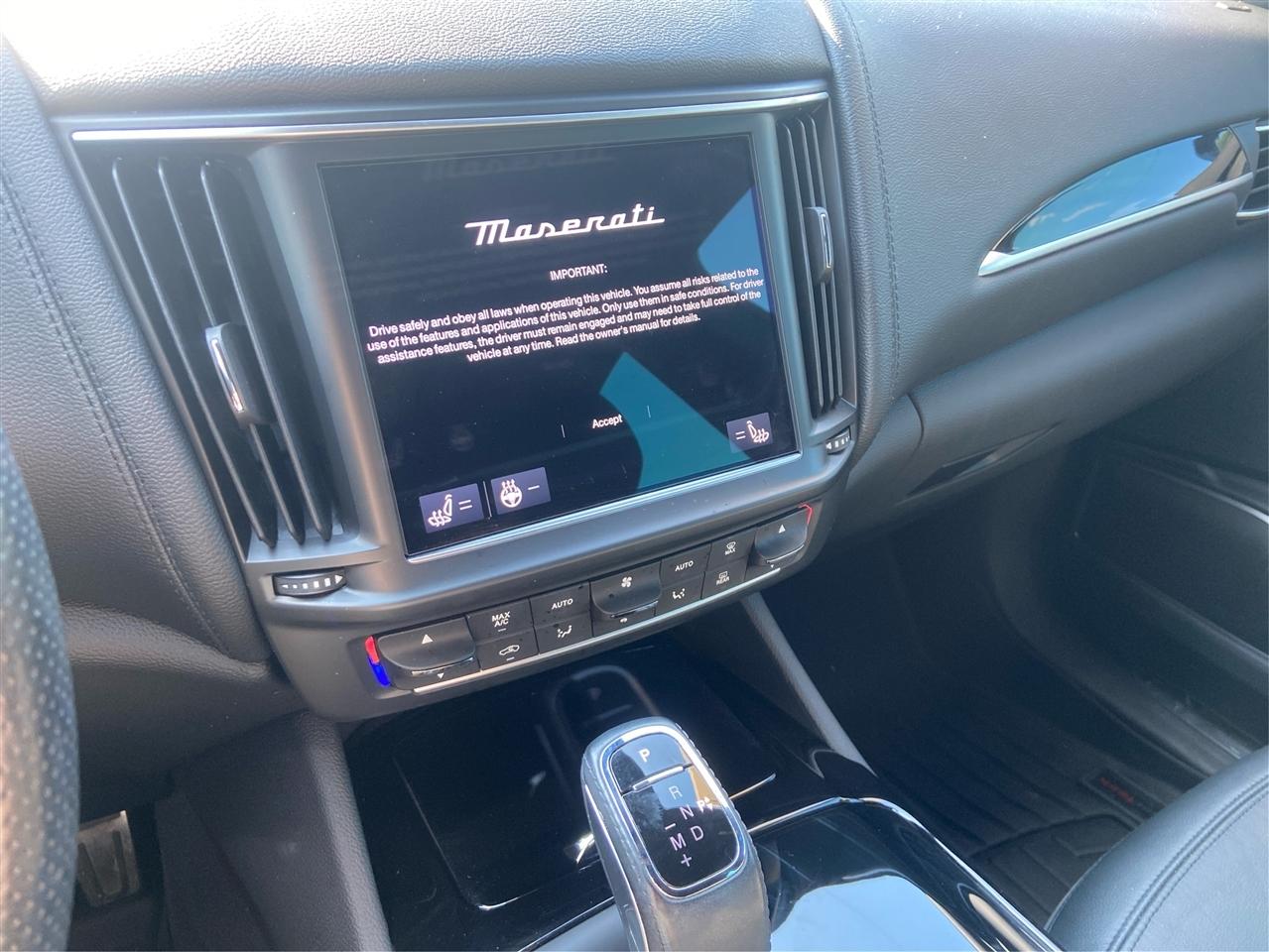 Maserati Levante Base 2021