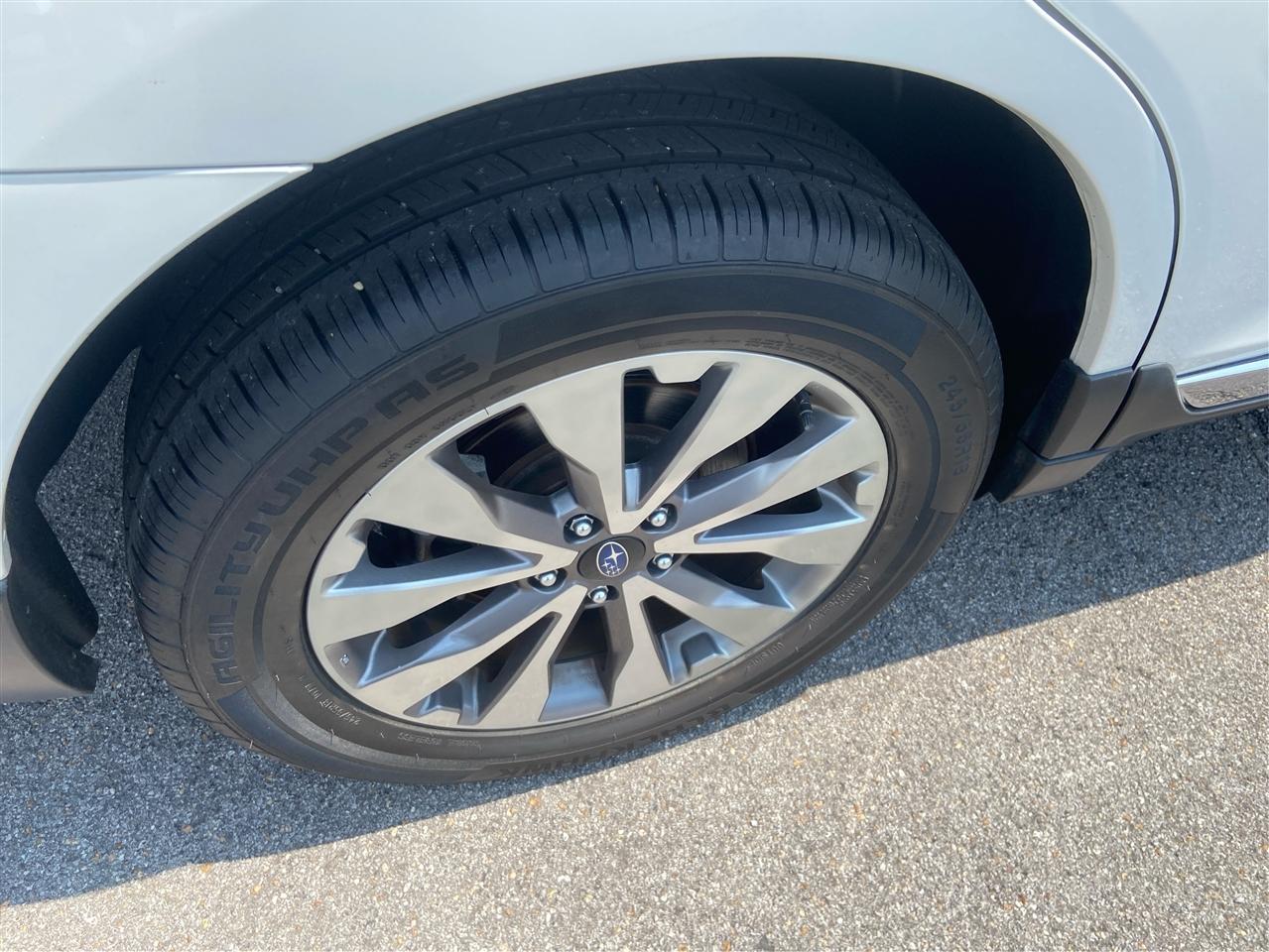Subaru Outback 3.6R Touring 2019