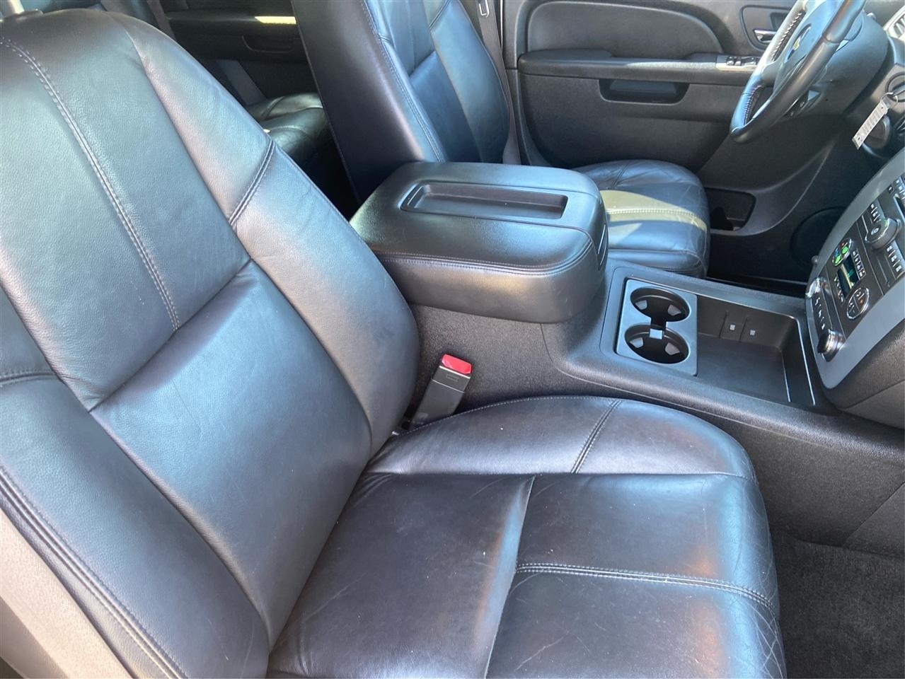 Chevrolet Tahoe LT 2WD 2011
