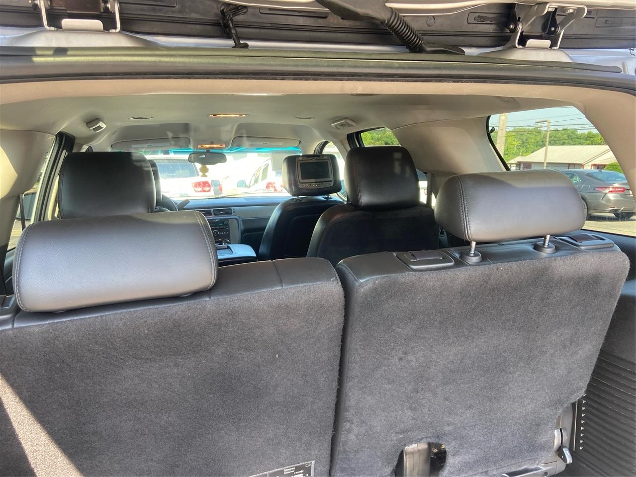 Chevrolet Tahoe LT 2WD 2011