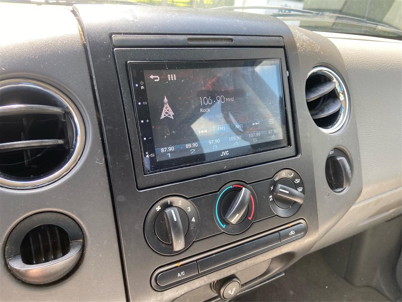 Ford F-150 XLT 2WD SuperCrew 5.5' Box 2008