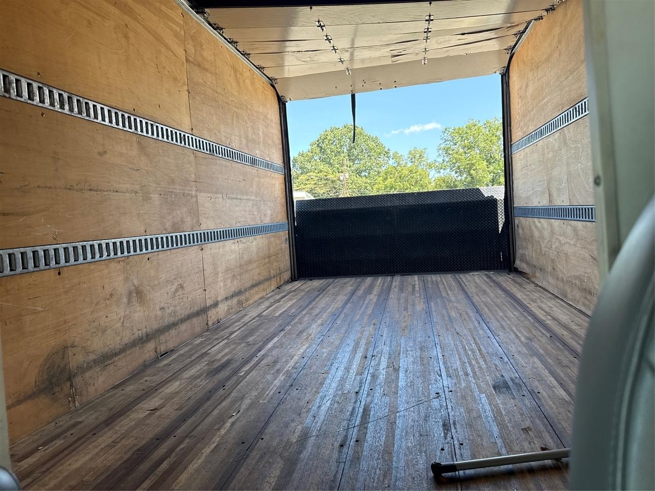Ford Econoline E-350 Super Duty 2005