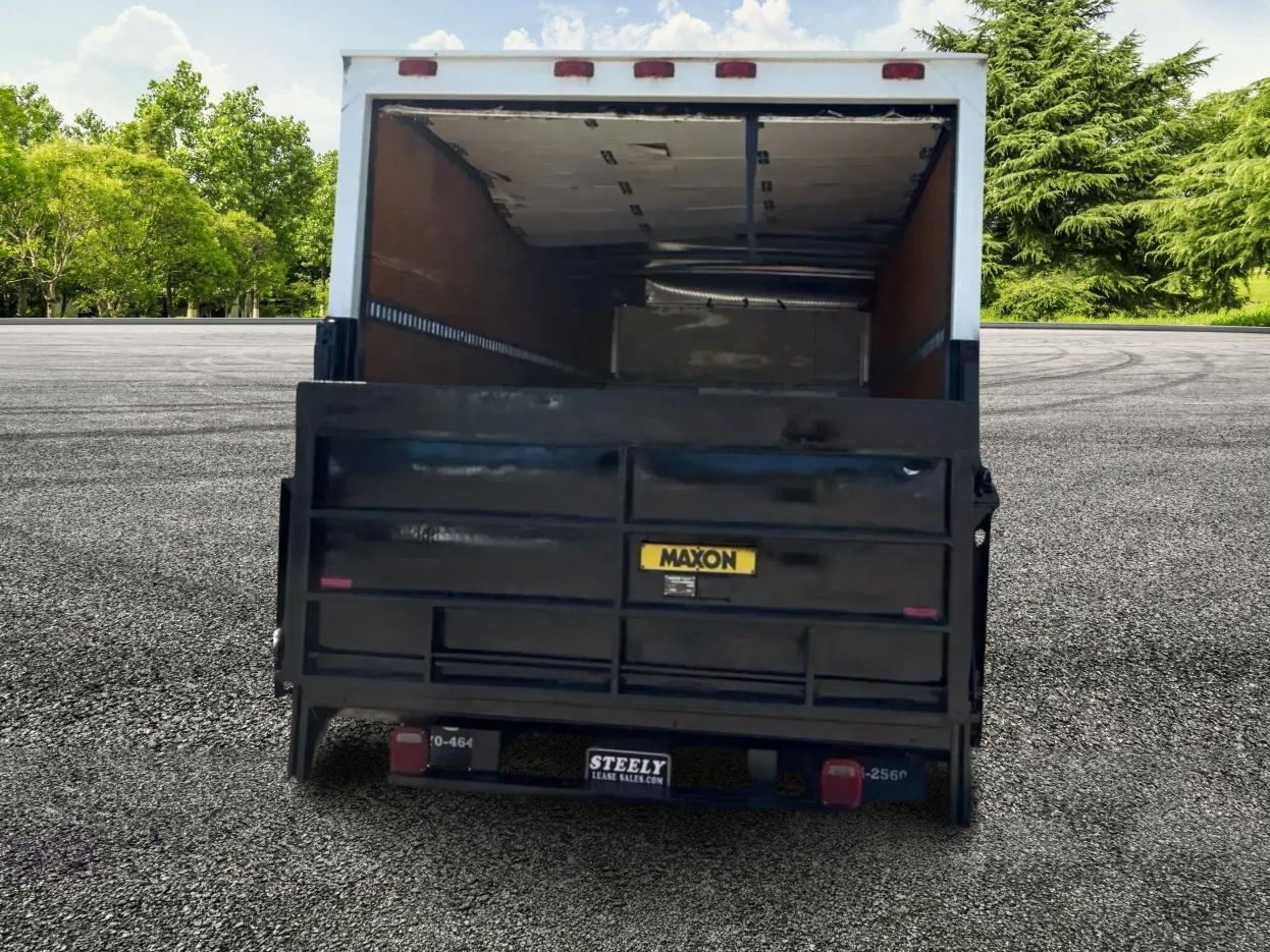 Ford Econoline E-350 Super Duty 2005