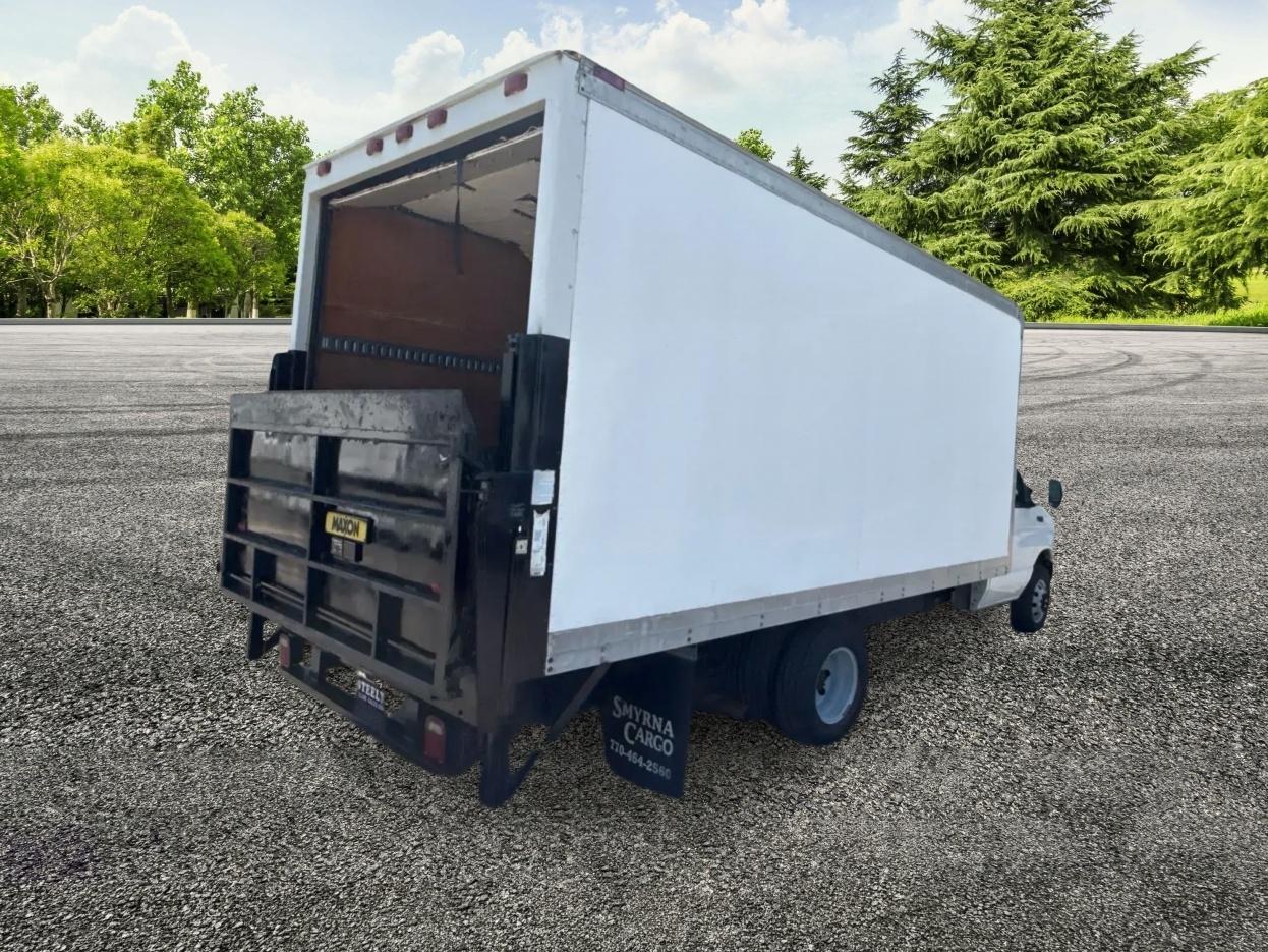 Ford Econoline E-350 Super Duty 2005