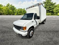 2005 Ford Econoline 