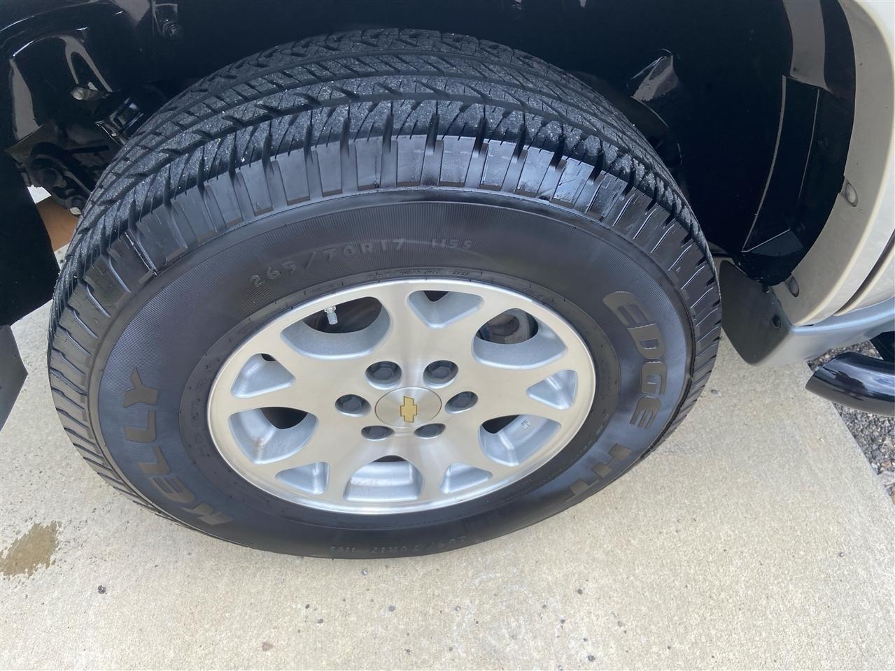 Chevrolet Tahoe 2WD 2005