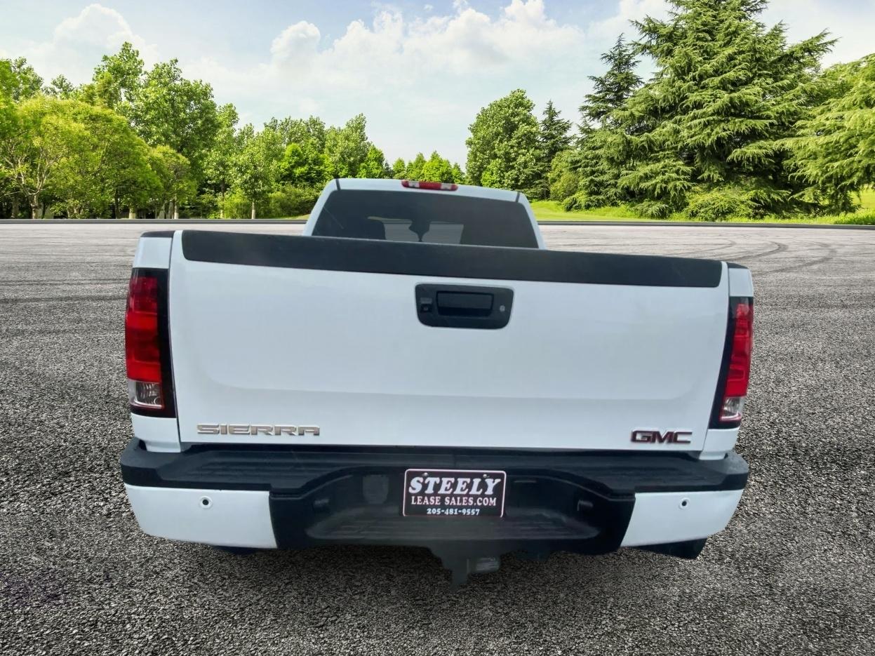 GMC Sierra 2500HD Denali Crew Cab 4WD 2014