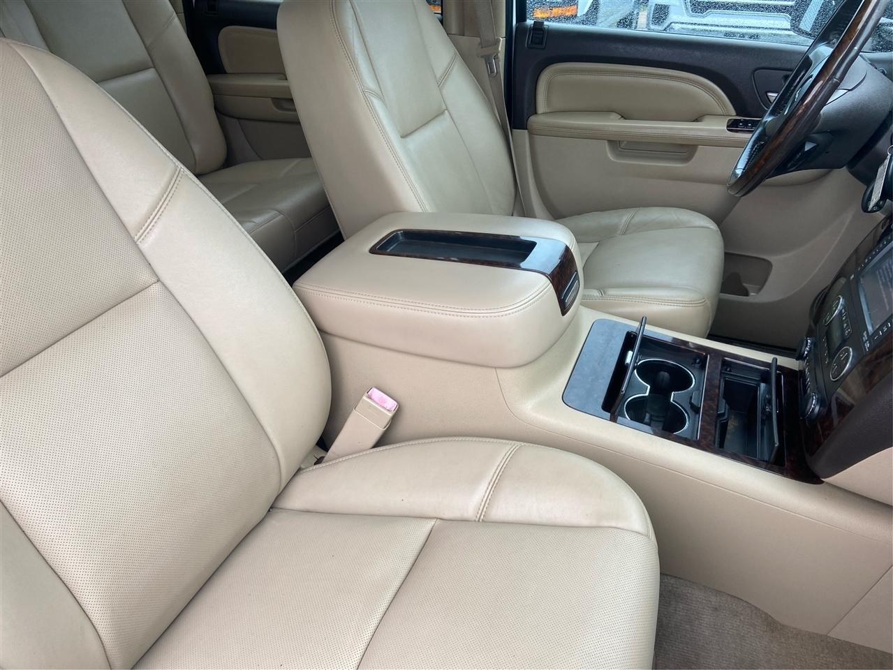 GMC Sierra 2500HD Denali Crew Cab 4WD 2014