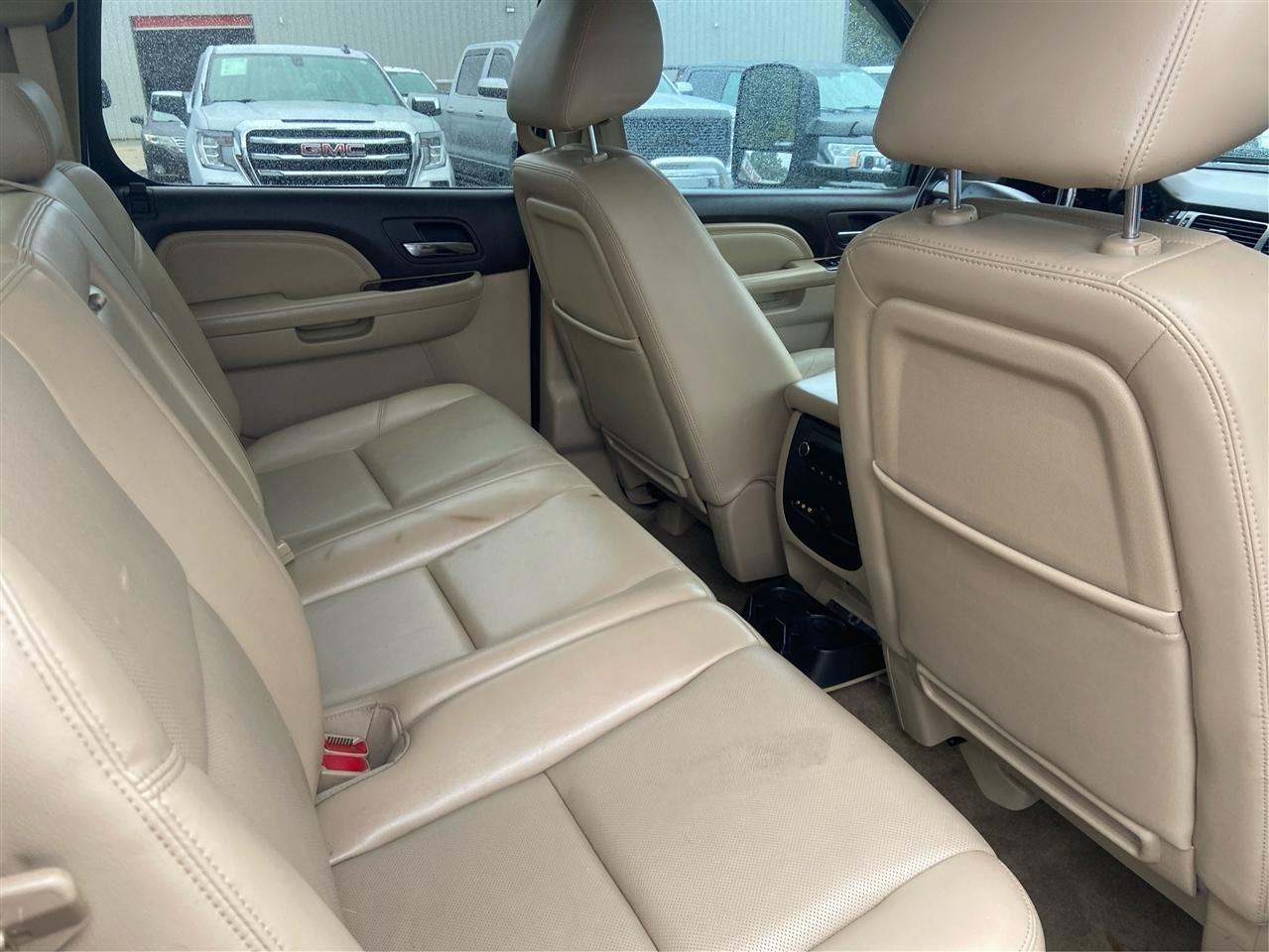 GMC Sierra 2500HD Denali Crew Cab 4WD 2014