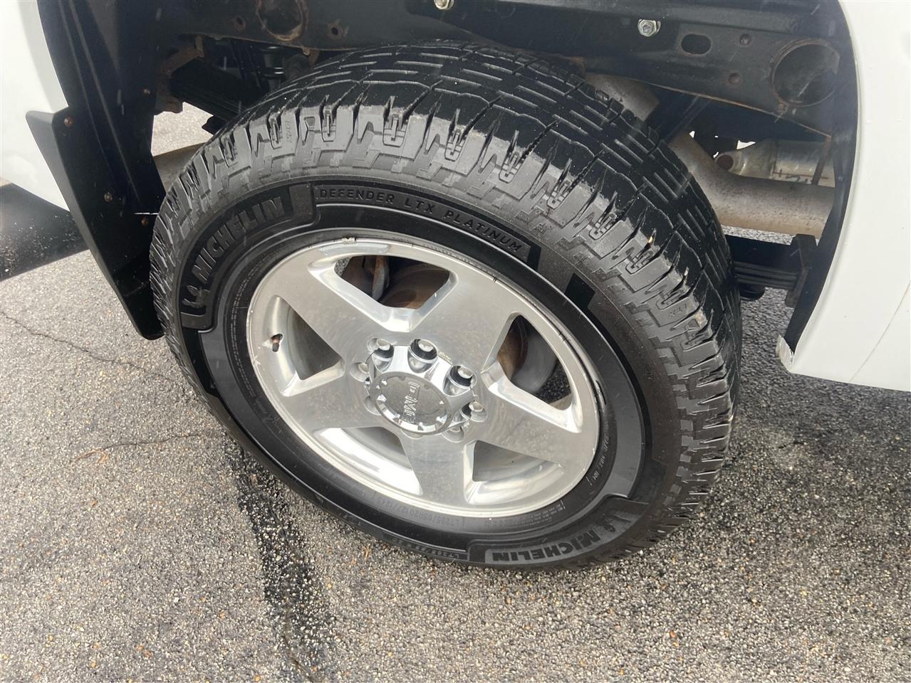 GMC Sierra 2500HD Denali Crew Cab 4WD 2014