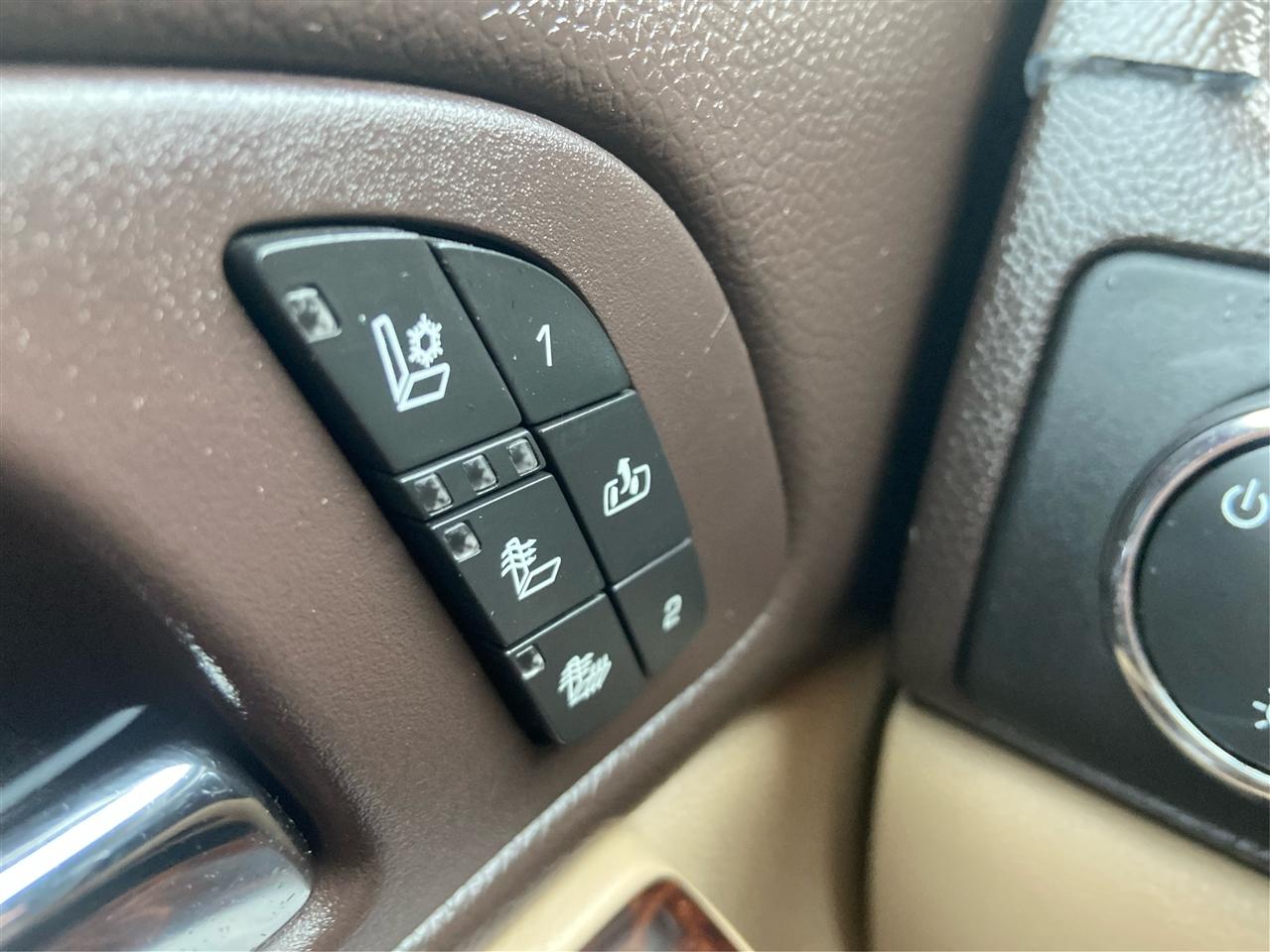 GMC Sierra 2500HD Denali Crew Cab 4WD 2014