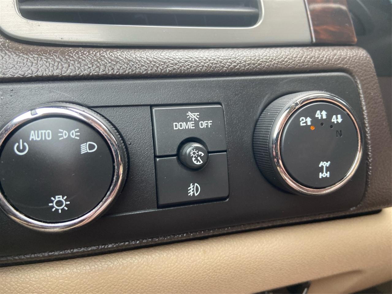 GMC Sierra 2500HD Denali Crew Cab 4WD 2014