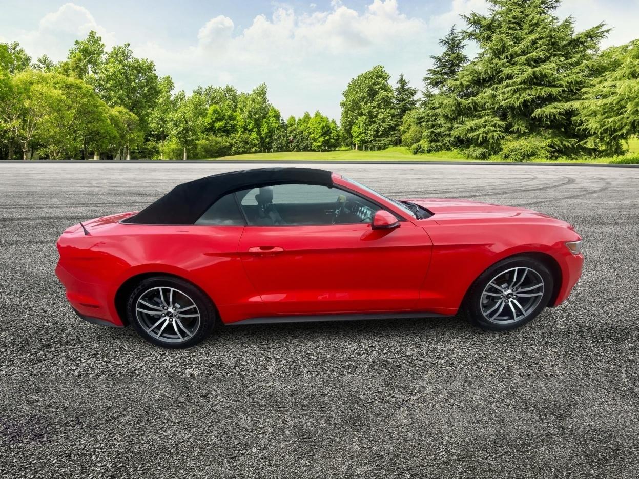 Ford Mustang EcoBoost Premium Convertible 2016
