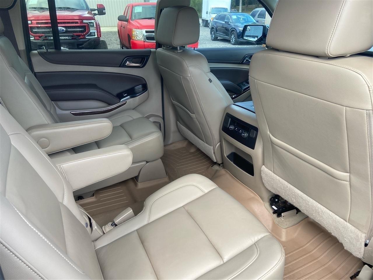 Chevrolet Suburban LT 2WD 2020