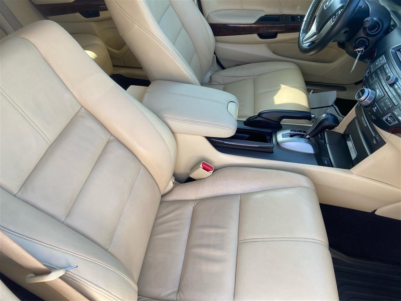 Honda Crosstour EX-L V-6 4WD 2012