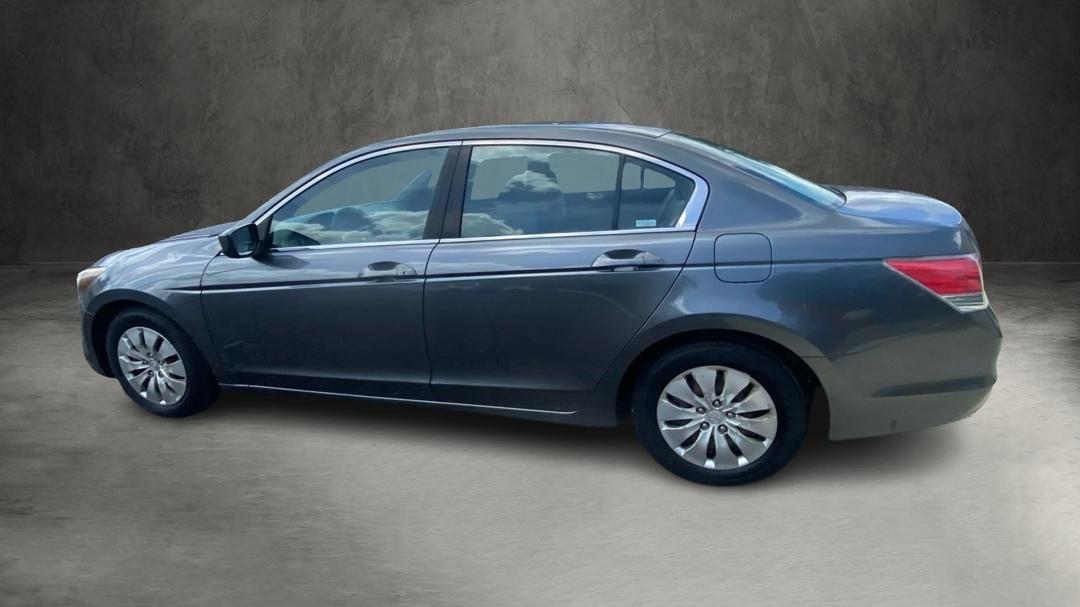 Honda Accord 4dr Sedan LX Auto 2010