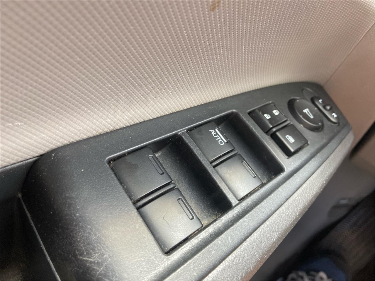 Honda Accord 4dr Sedan LX Auto 2010
