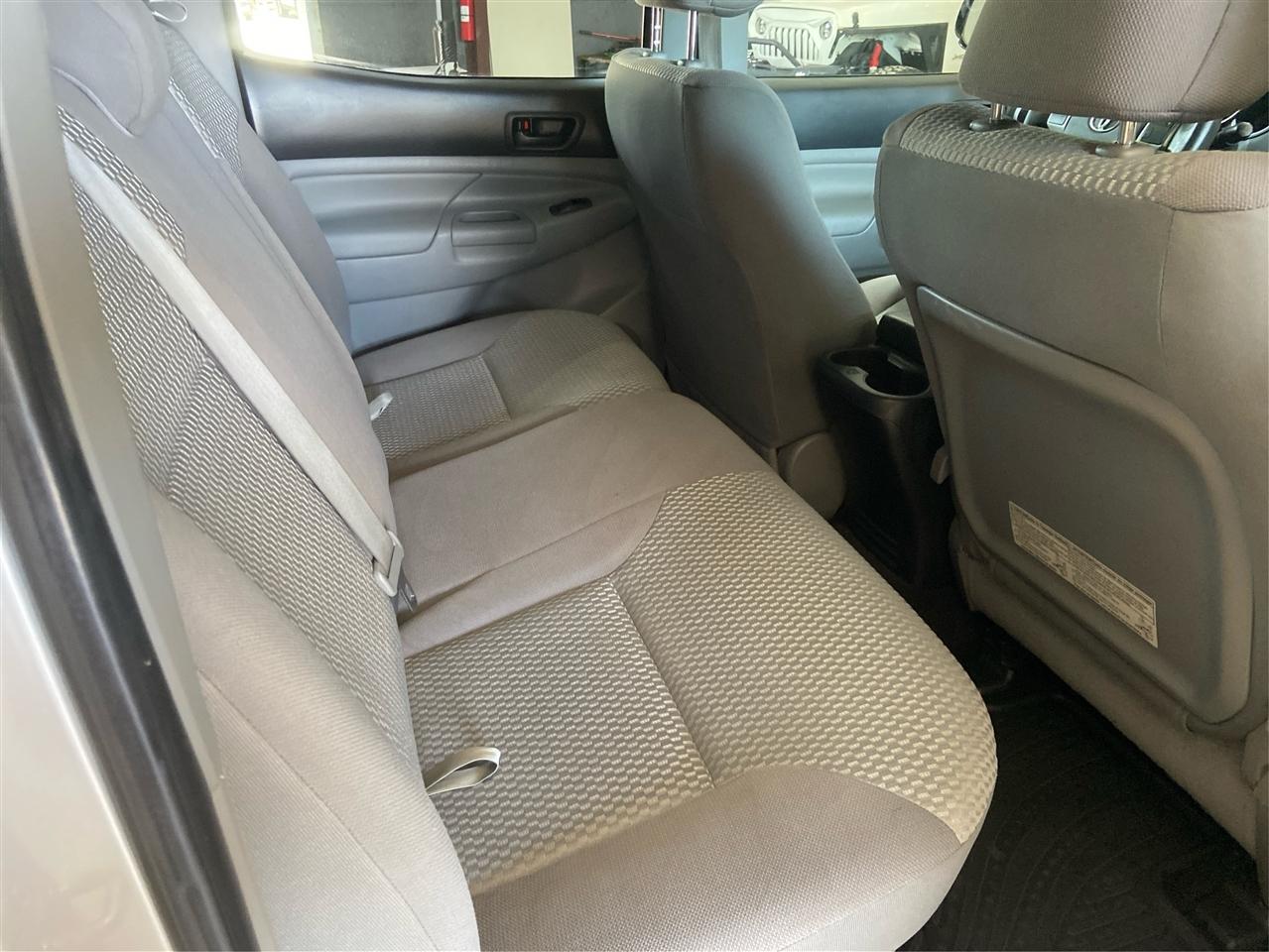 Toyota Tacoma 2WD Double Cab V6 AT PreRunner (Natl) 2012