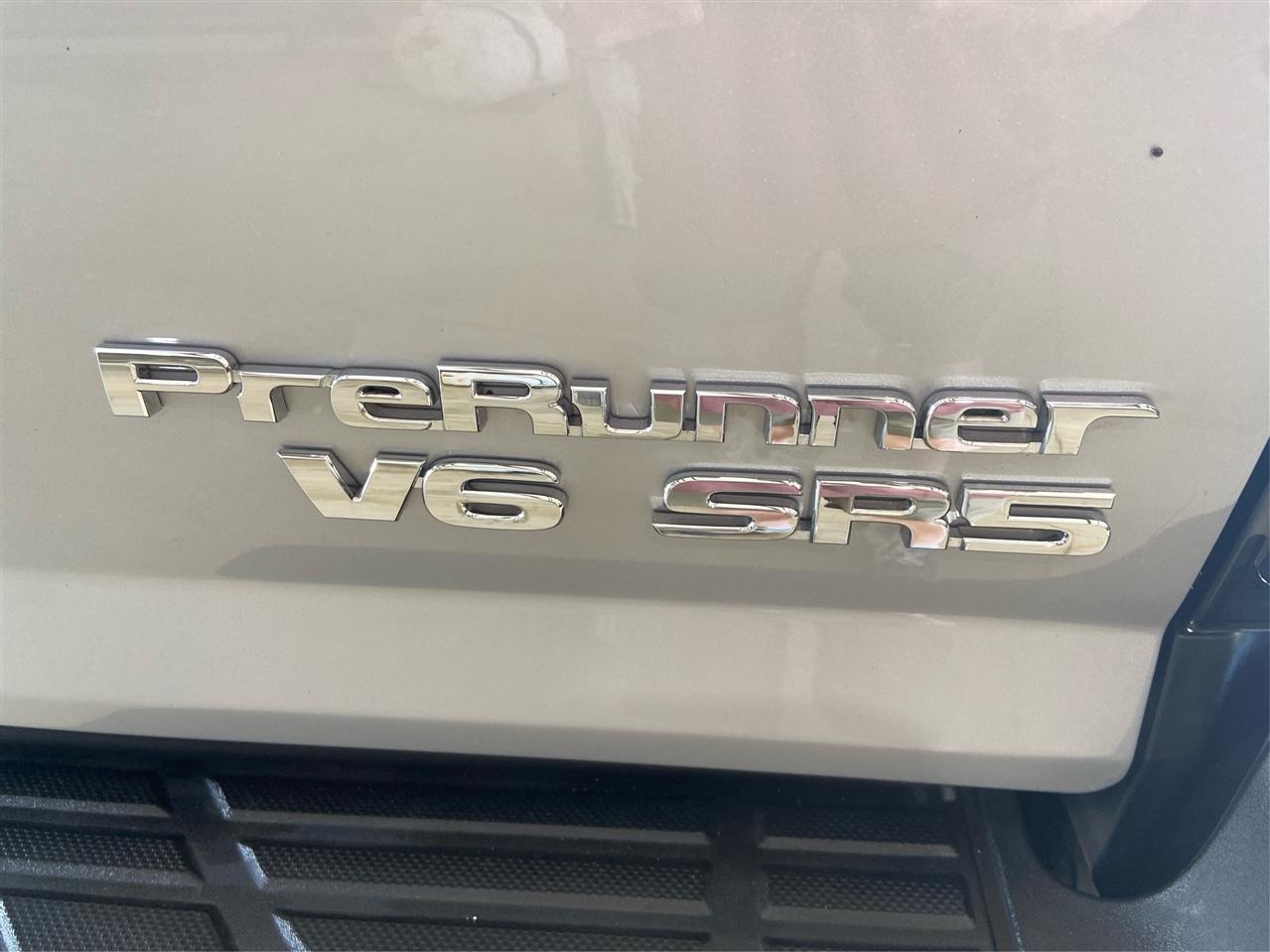 Toyota Tacoma 2WD Double Cab V6 AT PreRunner (Natl) 2012