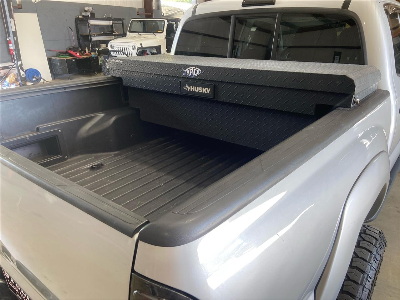 Toyota Tacoma 2WD Double Cab V6 AT PreRunner (Natl) 2012