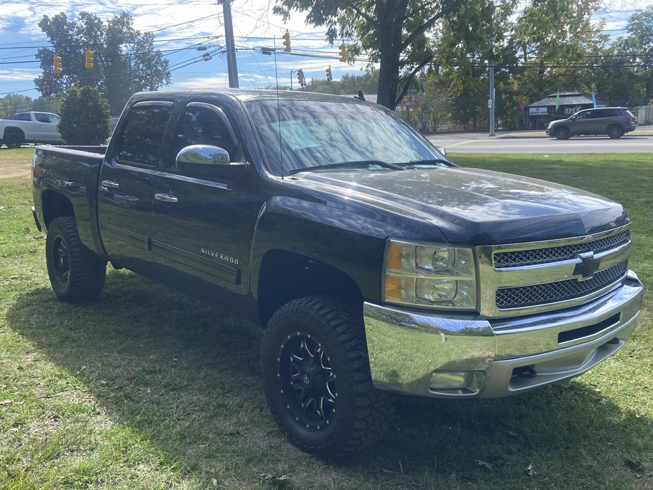 Chevrolet Silverado 1500 LT Crew Cab 4WD 2012