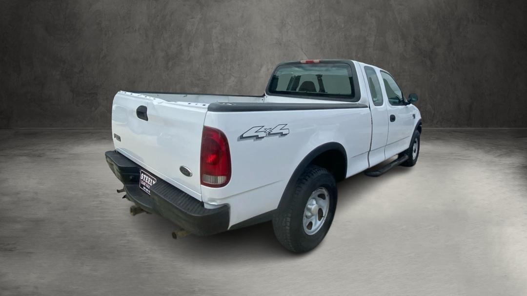 Ford F-150 XL SuperCab Long Bed 4WD 2001