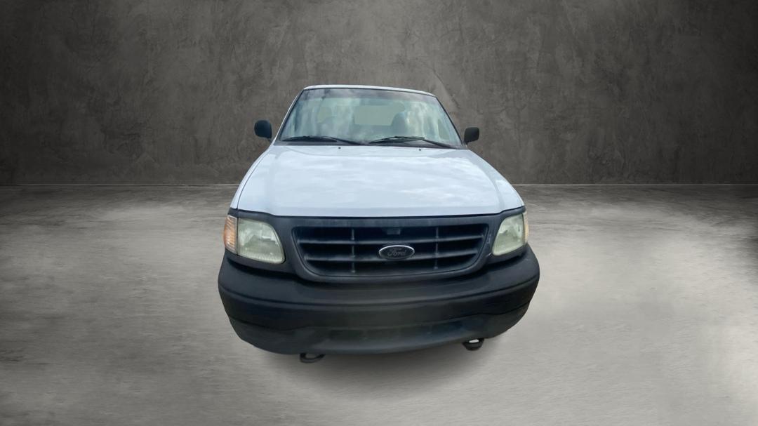 Ford F-150 XL SuperCab Long Bed 4WD 2001