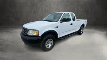 2001 Ford F-150 XL SuperCab Long Bed 4WD