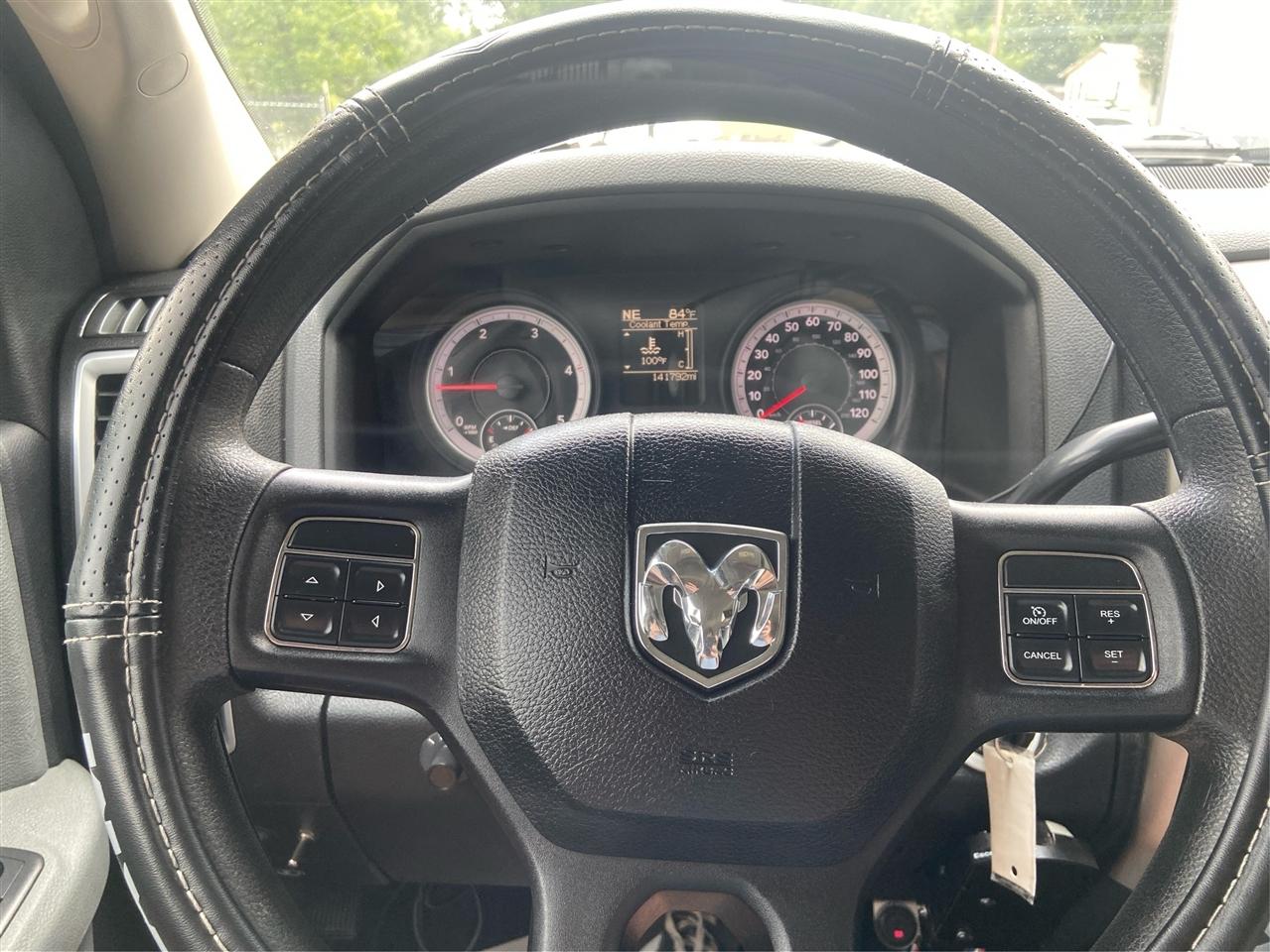 RAM 3500 SLT Crew Cab SWB 4WD 2013
