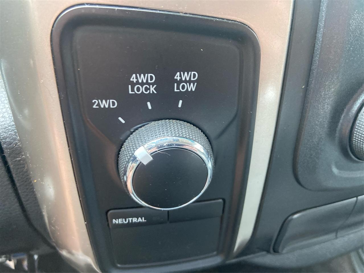 RAM 3500 SLT Crew Cab SWB 4WD 2013