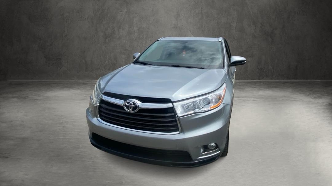 Toyota Highlander Limited FWD V6 2016