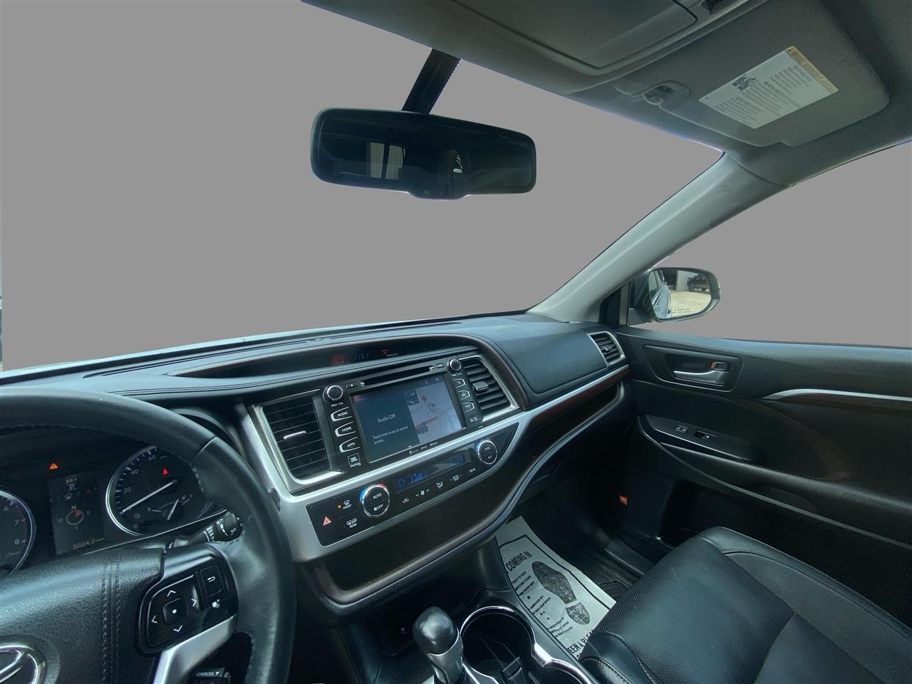 Toyota Highlander Limited FWD V6 2016