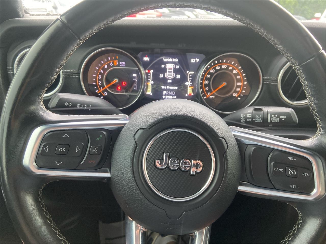 Jeep Wrangler Unlimited Sahara 2021