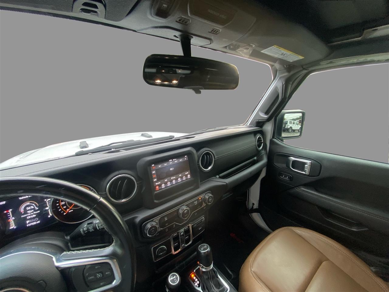 Jeep Wrangler Unlimited Sahara 2021
