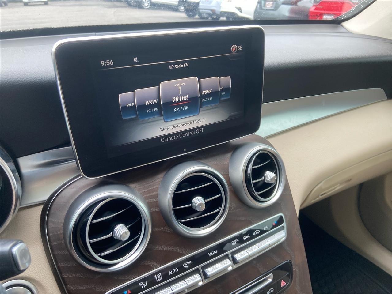 Mercedes-Benz GLC-Class GLC300 2019