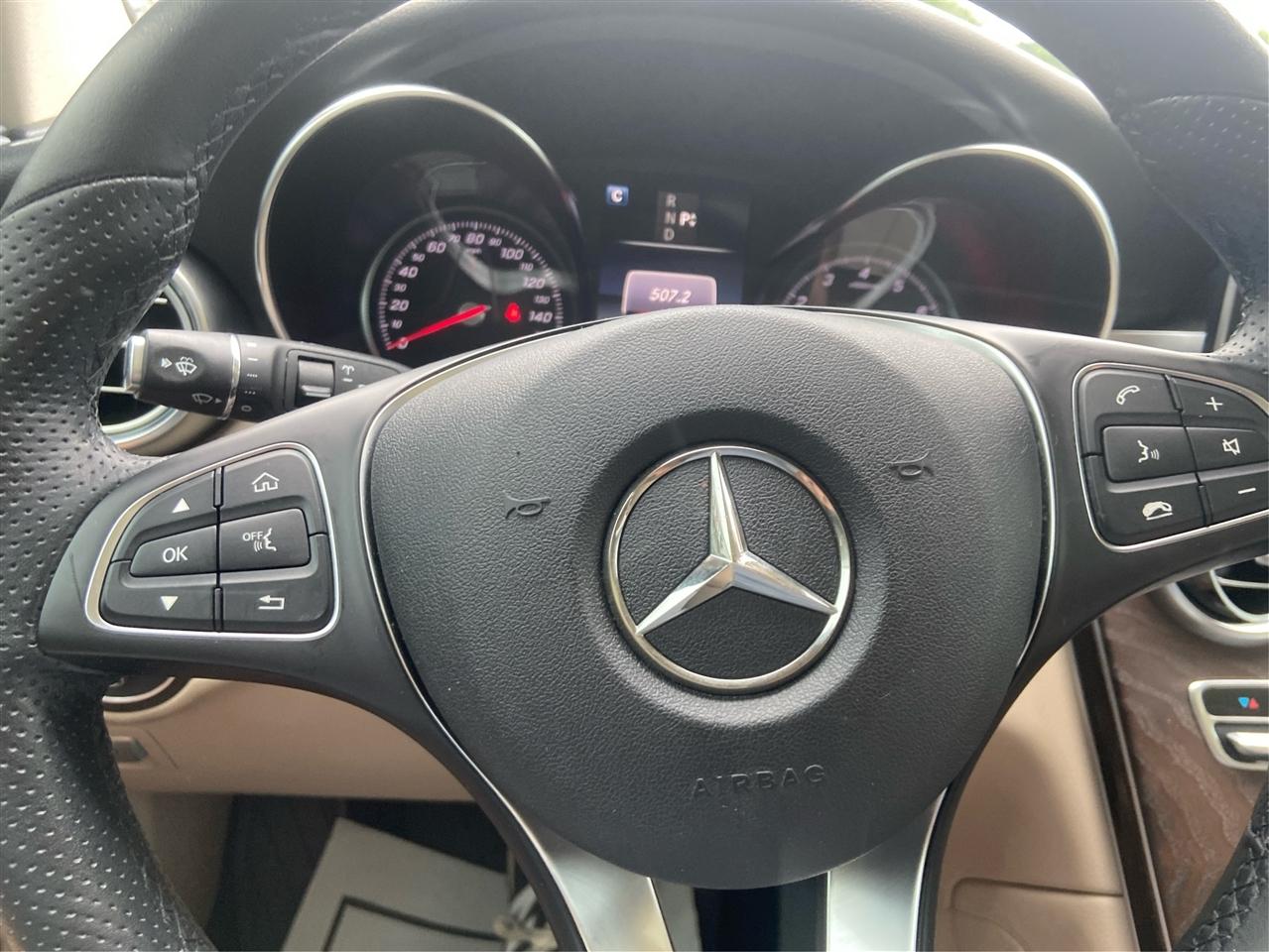 Mercedes-Benz GLC-Class GLC300 2019