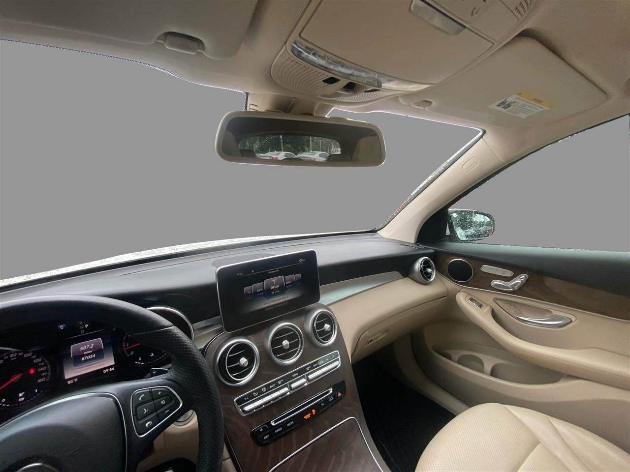 Mercedes-Benz GLC-Class GLC300 2019