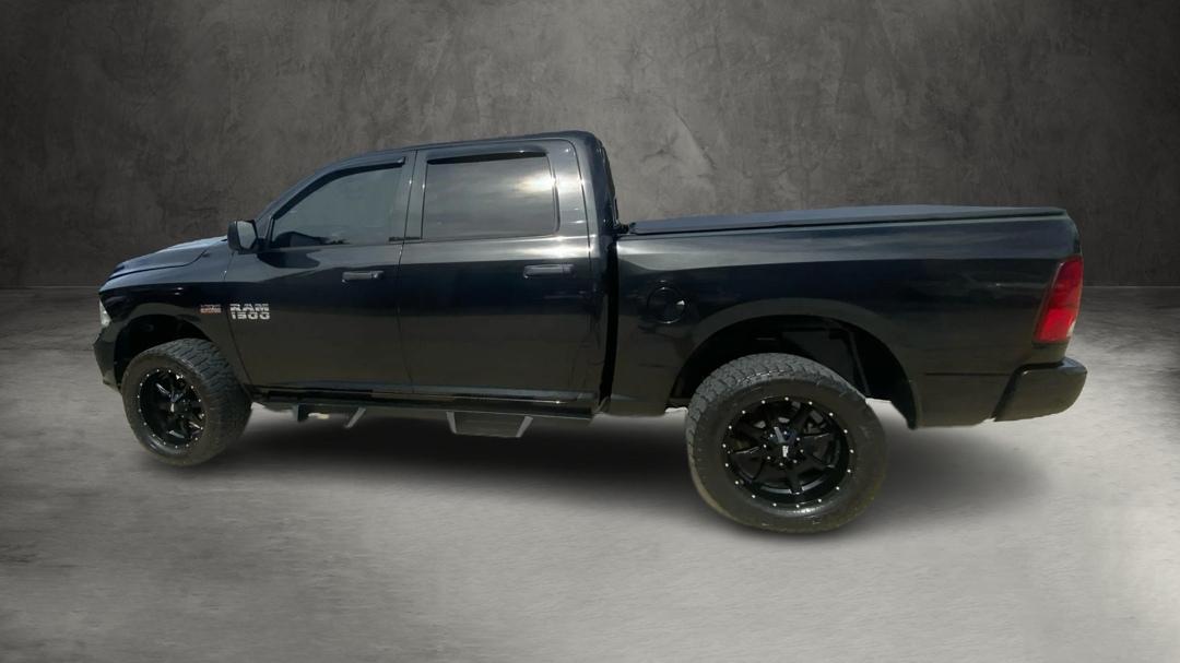 RAM 1500 Tradesman Crew Cab SWB 4WD 2018