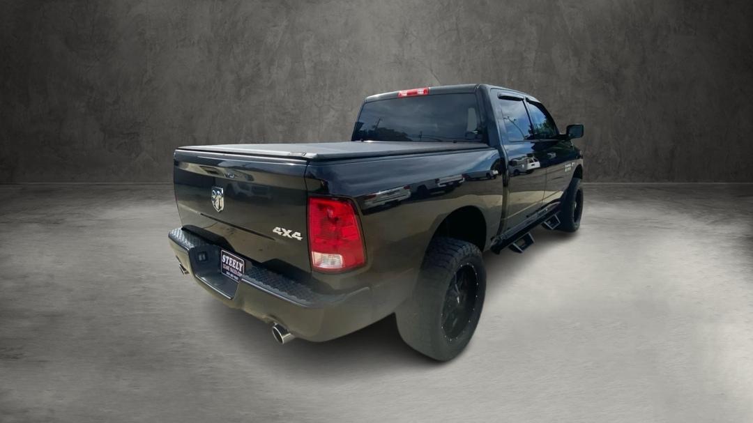 RAM 1500 Tradesman Crew Cab SWB 4WD 2018