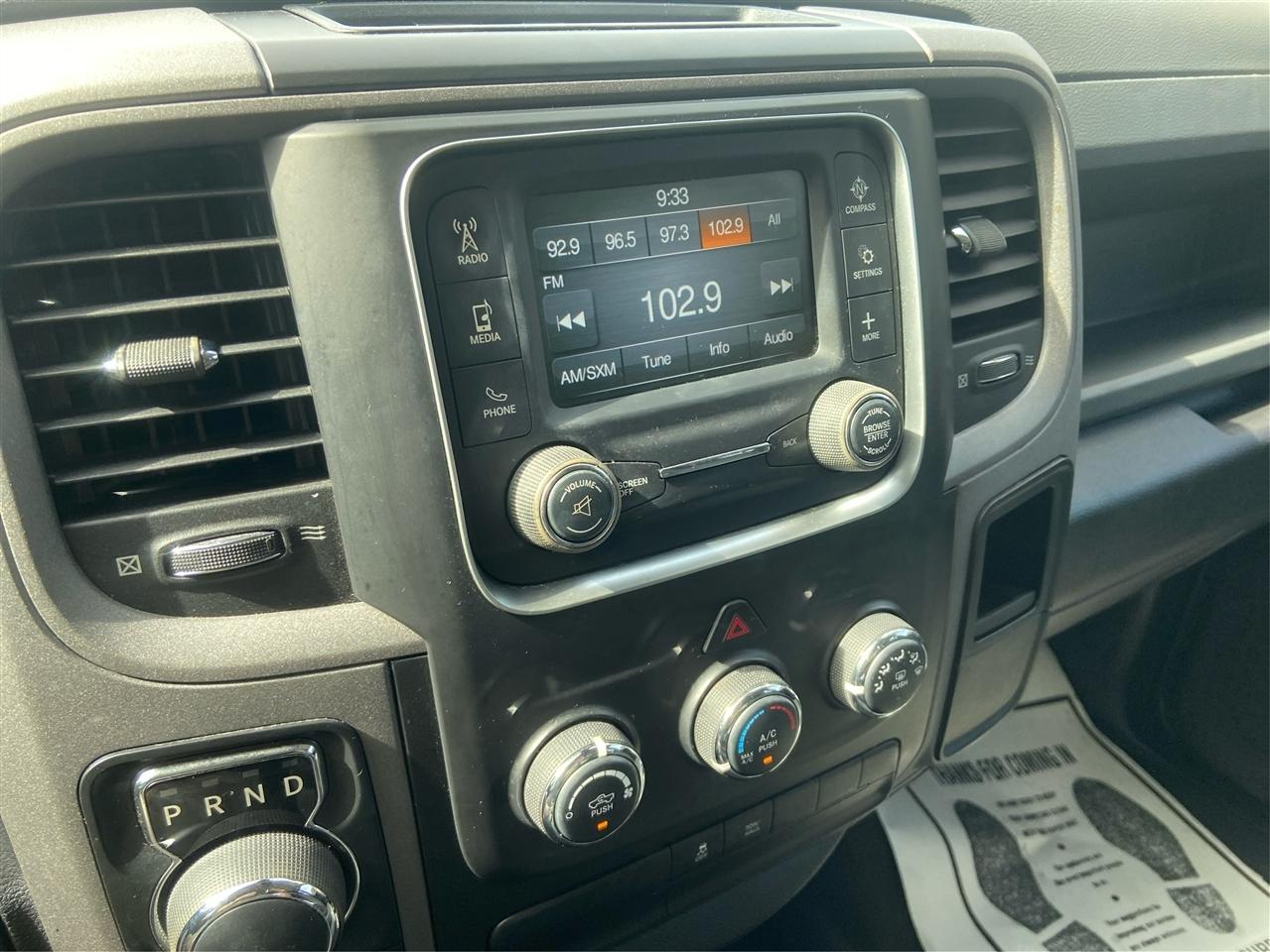 RAM 1500 Tradesman Crew Cab SWB 4WD 2018