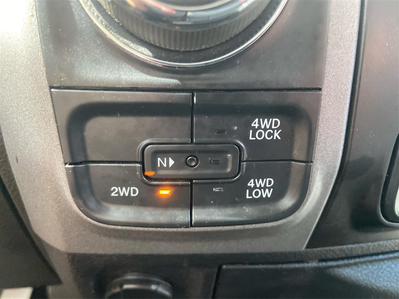RAM 1500 Tradesman Crew Cab SWB 4WD 2018