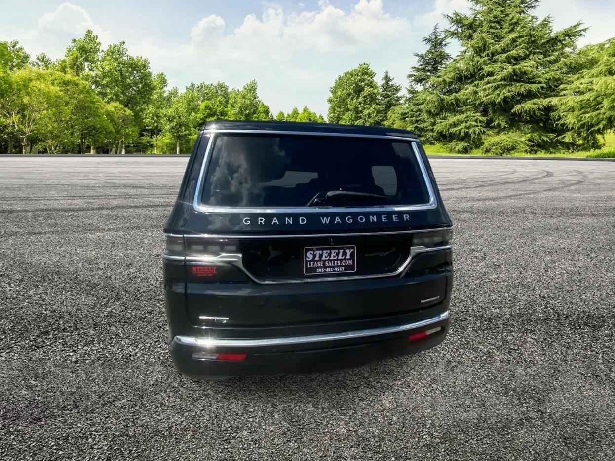 Jeep Grand Wagoneer Series II 4WD 2023