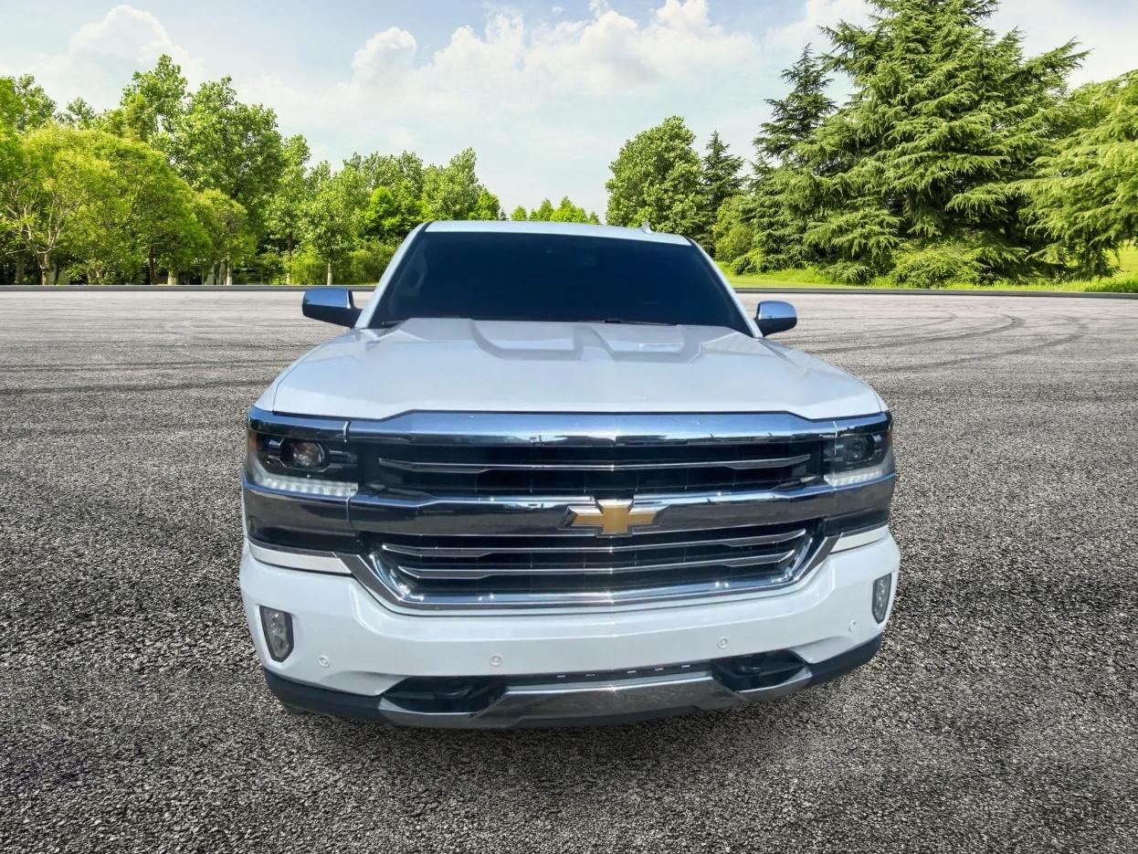 Chevrolet Silverado 1500 High Country Crew Cab Long Box 4WD 2018