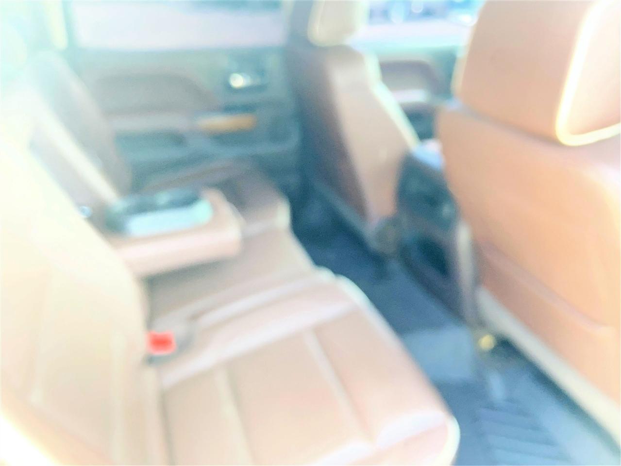 Chevrolet Silverado 1500 High Country Crew Cab Long Box 4WD 2018
