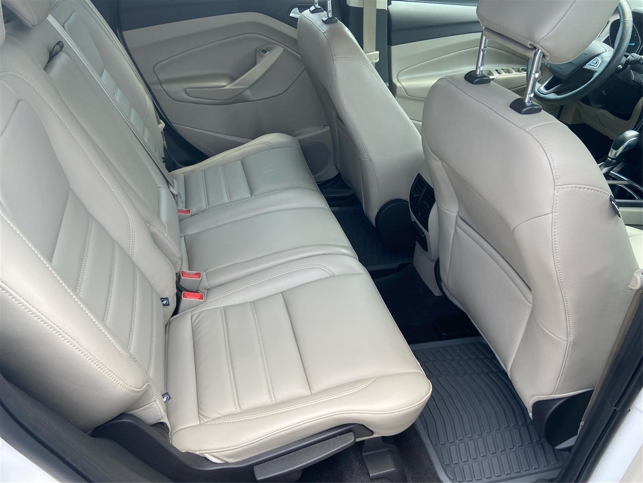Ford Escape Titanium 4WD 2018