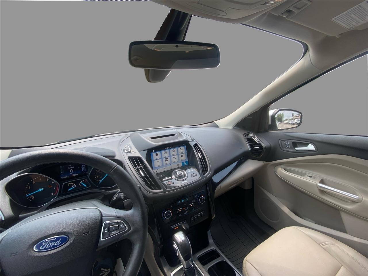 Ford Escape Titanium 4WD 2018