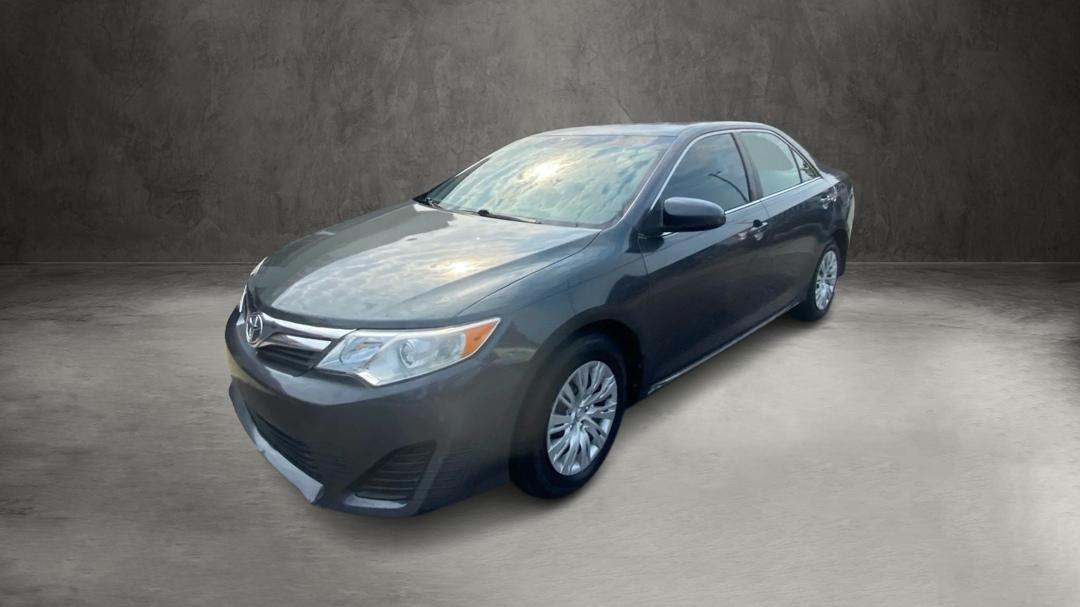 Toyota Camry LE 2014